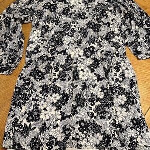 Ann Taylor Petites Loft Navy Blue Floral Long Sleeve Shift Dress Women’s Size PM